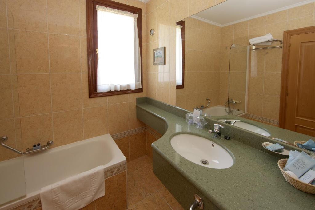 Hotel Modus Vivendi Sopelana Rum bild